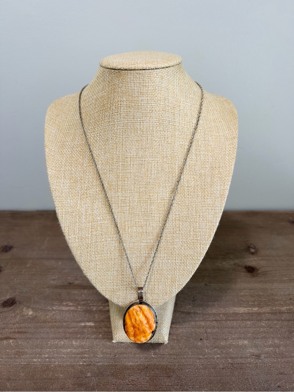 Vintage Sterling Silver Orange Spiny Oyster Pendant Necklace Signed J Southweste